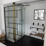 Tsara Apartment